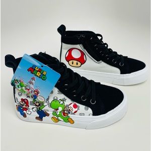 New SUPER MARIO Brothers Luigi Little Kid Shoe Nintendo Hi Top Sneaker Sz 12